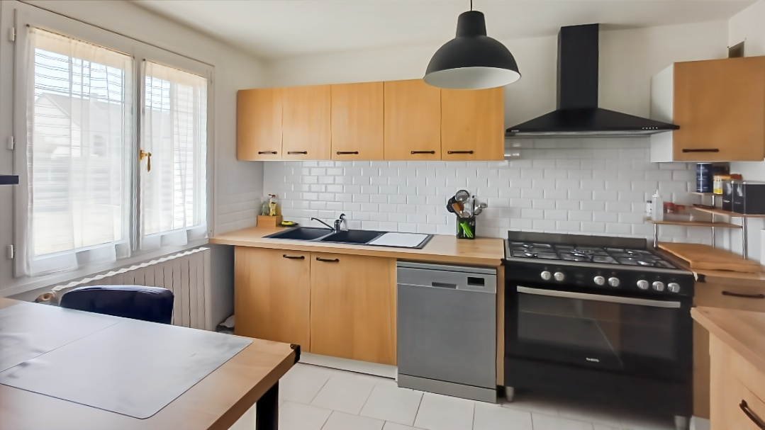 SAINT-MARCEL Maison Saint Marcel 7 pièce(s) 135m2 3