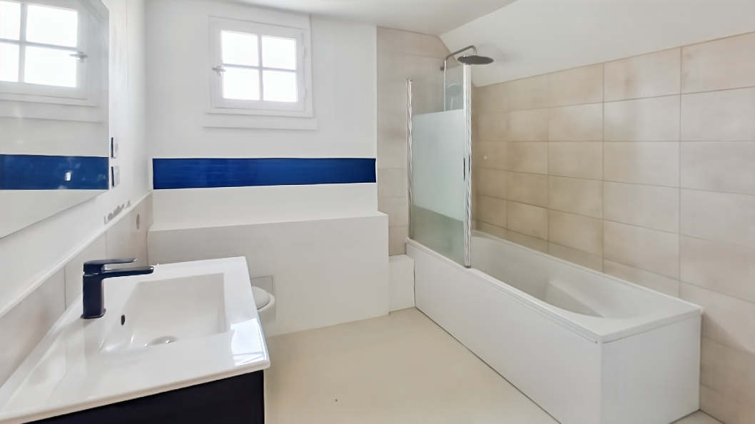 SAINT-MARCEL Maison Saint Marcel 7 pièce(s) 135m2 7