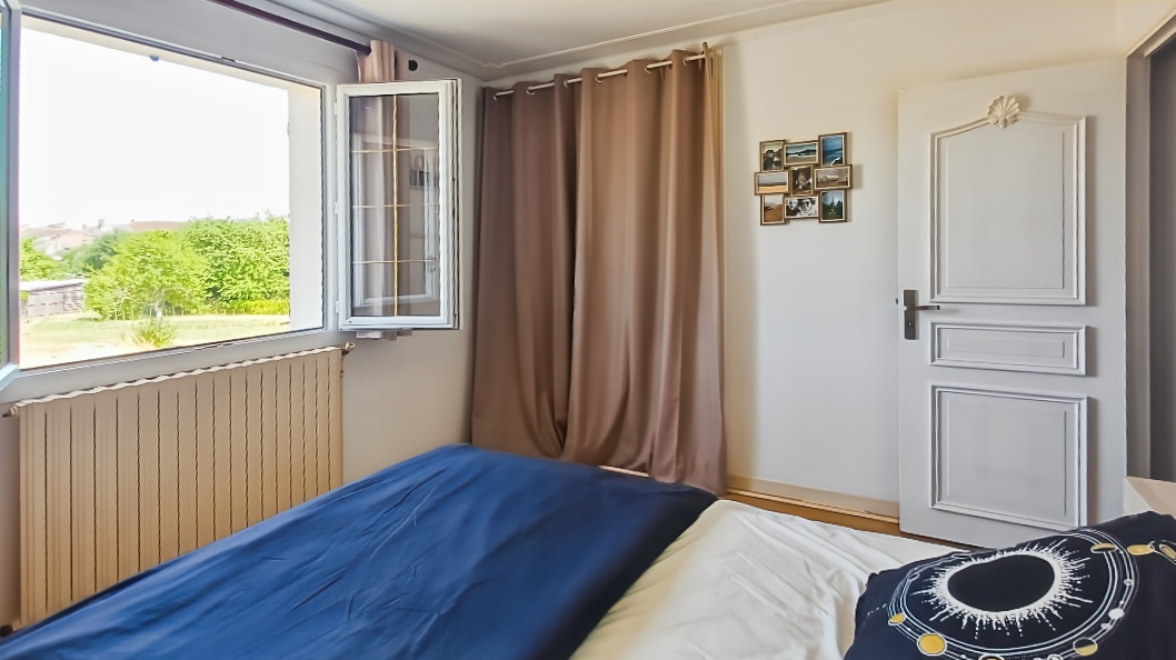 SAINT-MARCEL Maison Saint Marcel 7 pièce(s) 135m2 8