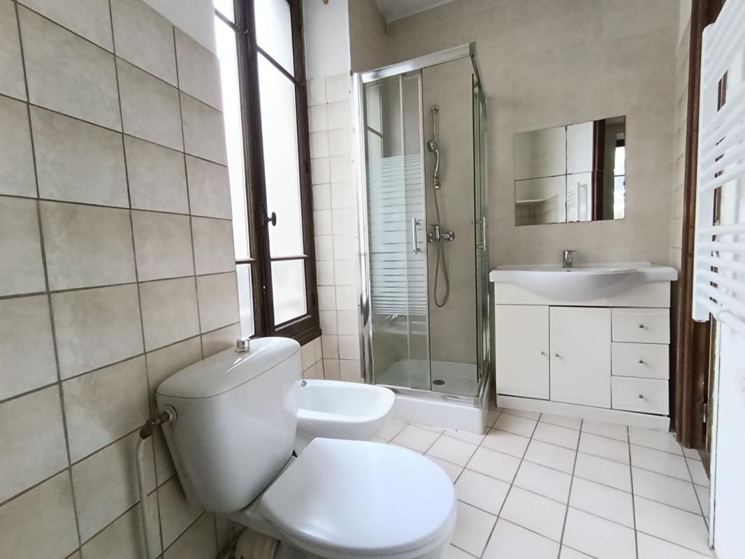 MELUN appartement 2 pièces avec cave et grenier 2