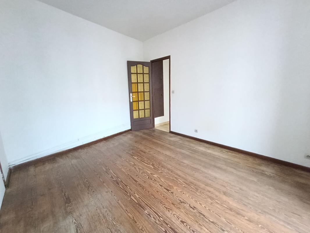 MELUN appartement 2 pièces avec cave et grenier 7