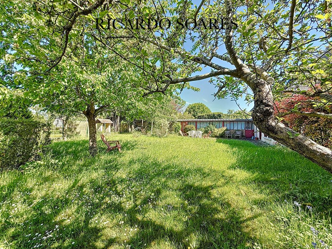 COMPIEGNE COMPIEGNE 60200 - MAISON FAMILIALE 257m2 / 6 CHAMBRES / 3 STUDIOS (location possible) / TERRAIN 894m2 5