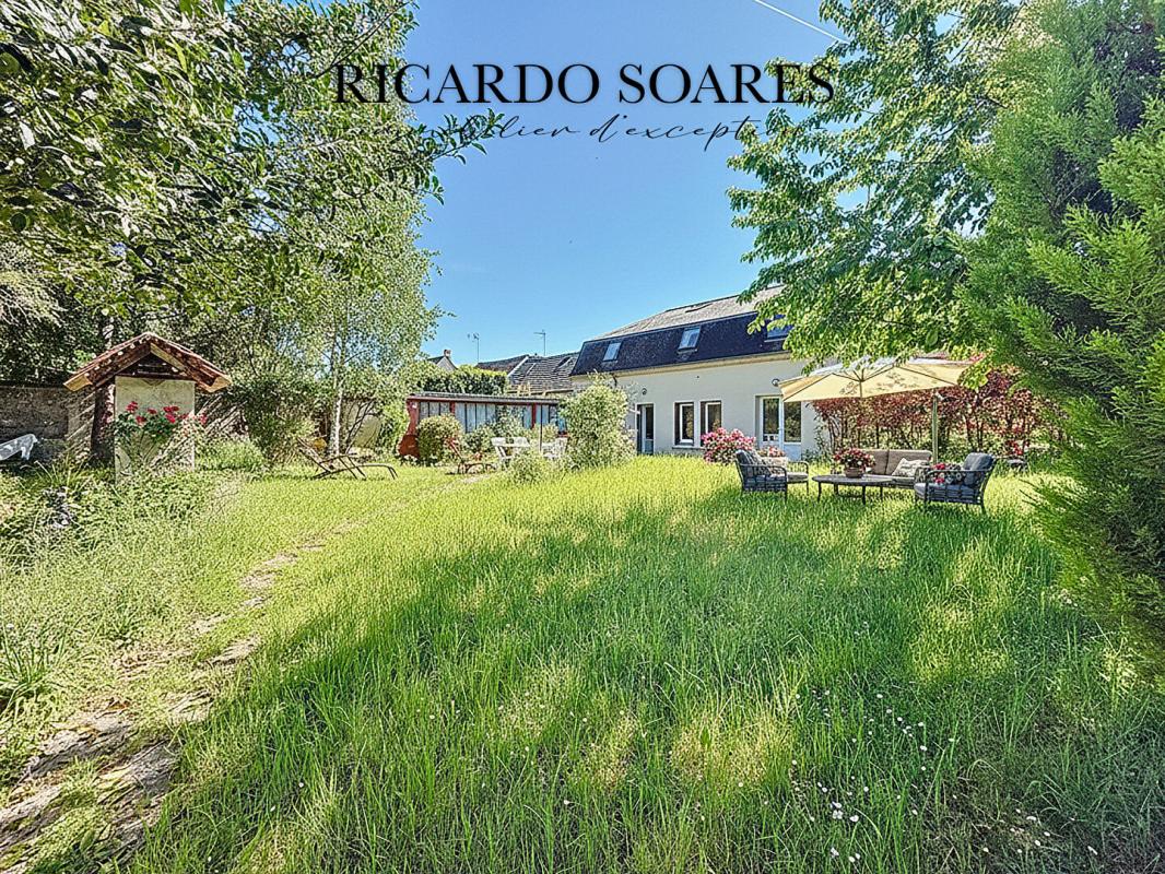 COMPIEGNE COMPIEGNE 60200 - MAISON FAMILIALE 257m2 / 6 CHAMBRES / 3 STUDIOS (location possible) / TERRAIN 894m2 6