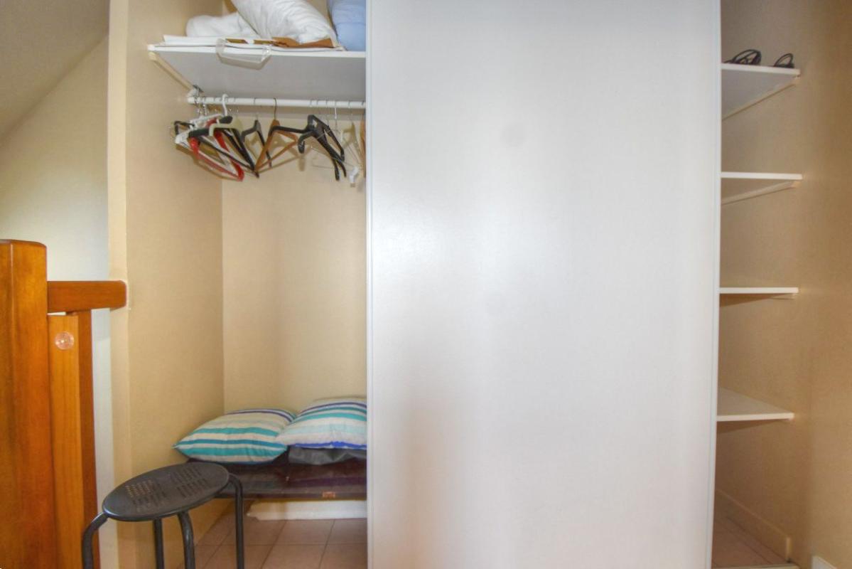 TREVOU-TREGUIGNEC Maison de 56 m2 avec garage et jardin . Belle vue mer de toutes les pièces 15