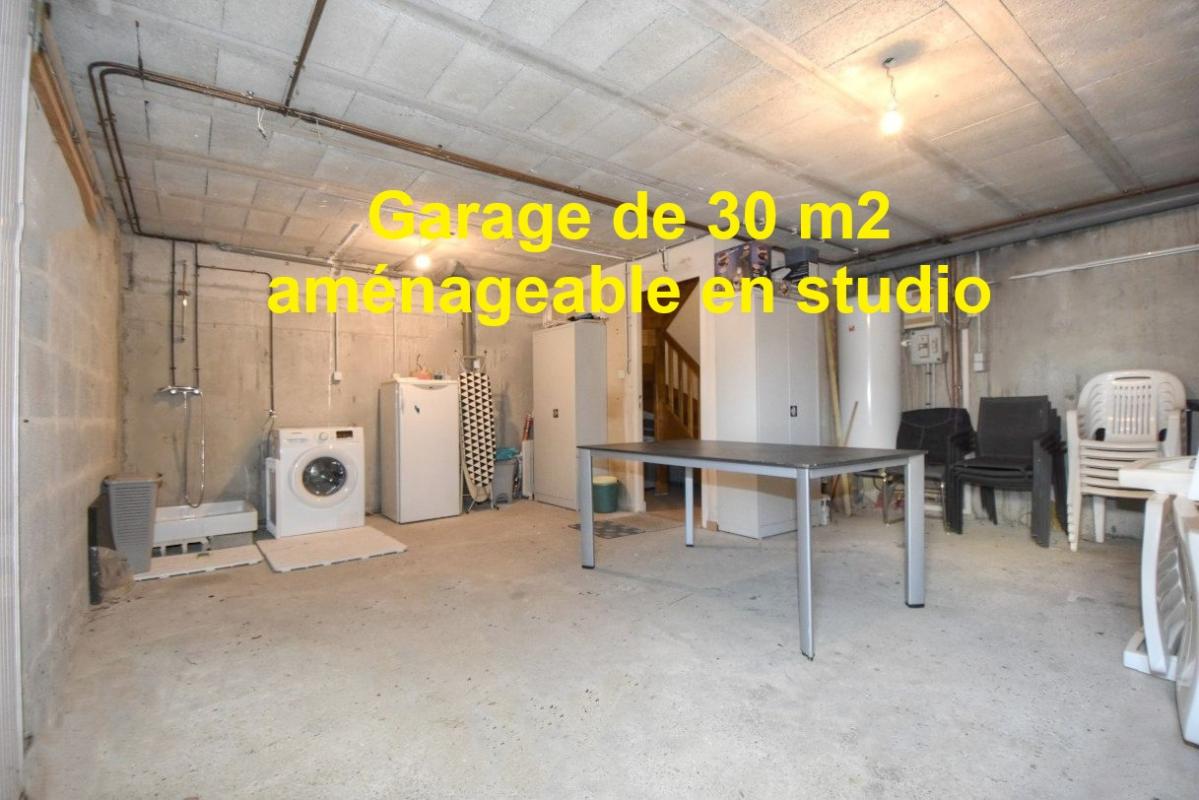 TREVOU-TREGUIGNEC Maison de 56 m2 avec garage et jardin . Belle vue mer de toutes les pièces 16