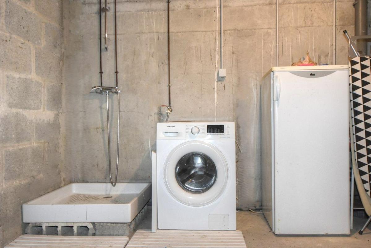 TREVOU-TREGUIGNEC Maison de 56 m2 avec garage et jardin . Belle vue mer de toutes les pièces 17