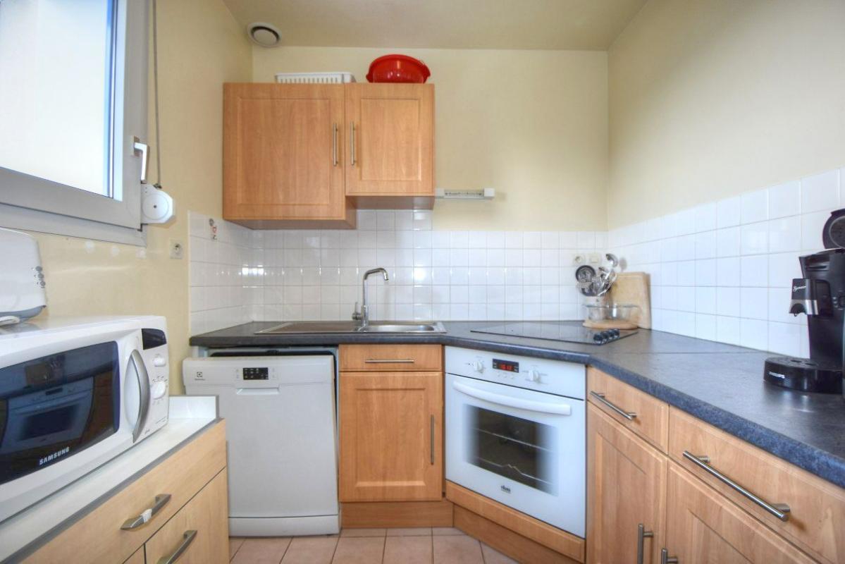 TREVOU-TREGUIGNEC Maison de 56 m2 avec garage et jardin . Belle vue mer de toutes les pièces 5