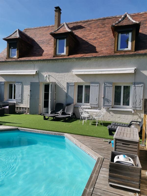 ANTONNE-ET-TRIGONANT Maison Perigourdine 8 pieces sur grand terrain de 2914 m² 1
