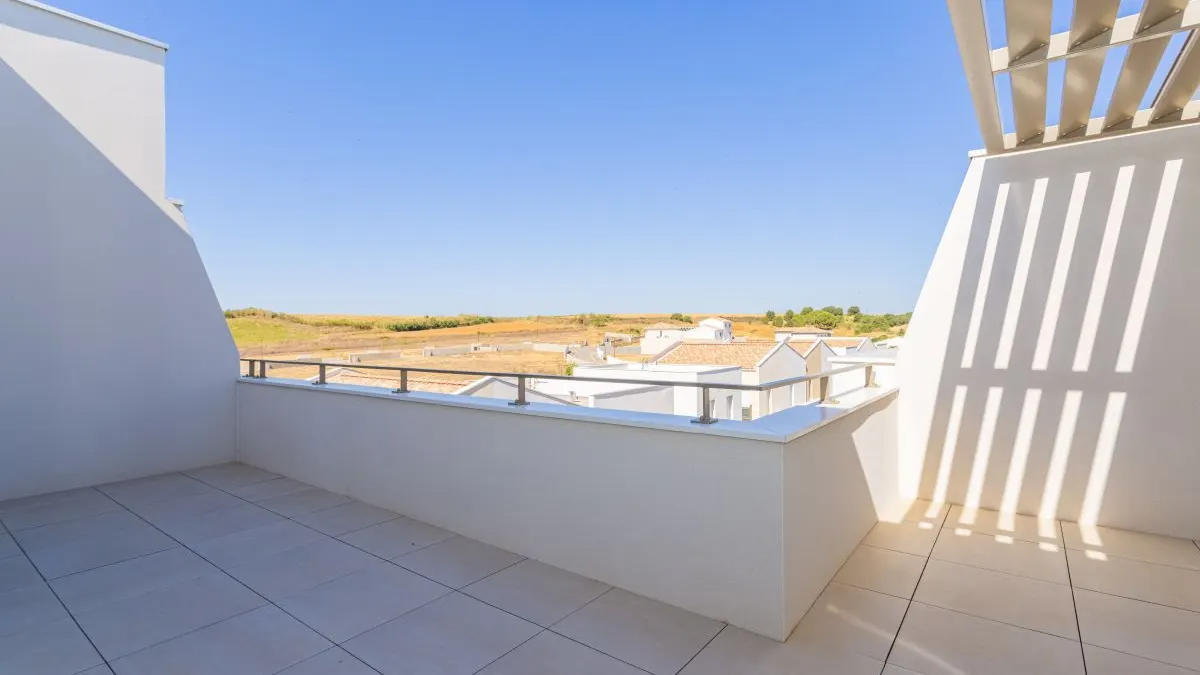 SAUVIAN T3 65,6 m² lumineux exposé Ouest. Parking sous-sol. Centre-ville à pied 7