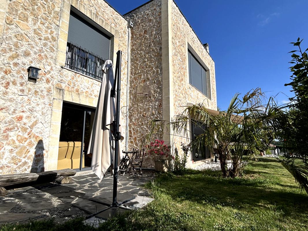 FLOIRAC Vente Maison 240m2 FLOIRAC (33270) 11