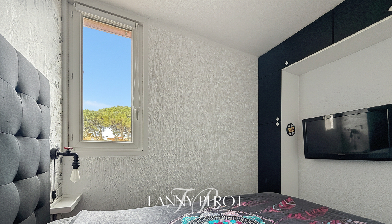 SAINT CYPRIEN PLAGE Un cocon de plain-pied avec terrasse et parking sur le port de St-Cyprien 9