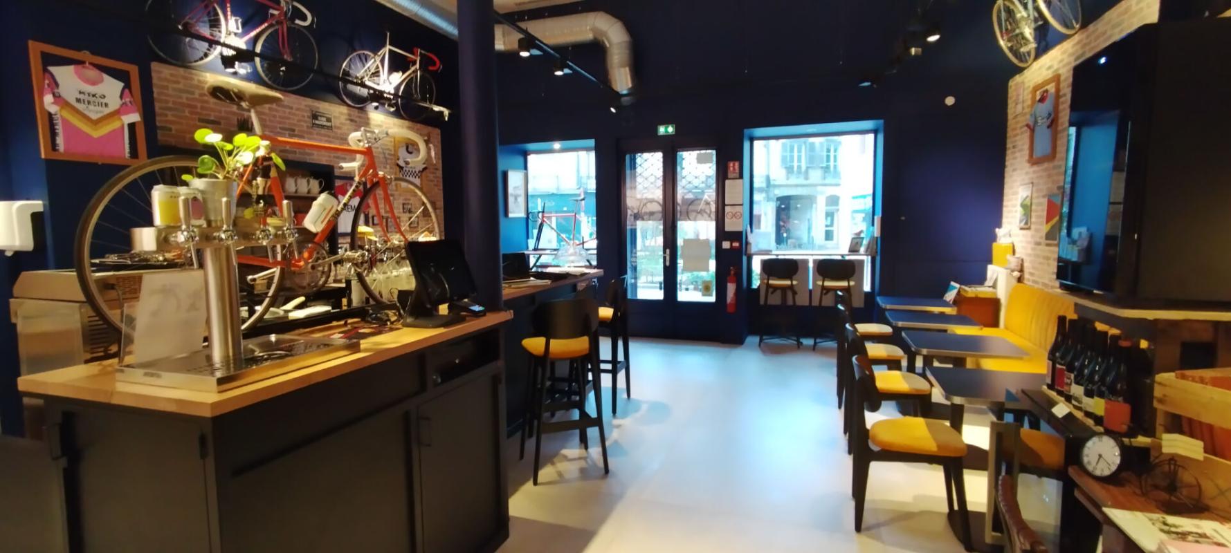 DIJON 21000 DIJON - Fonds de commerce Salon de thé - Bar à vin/bière Licence III- Sandwicherie 147 m2 16