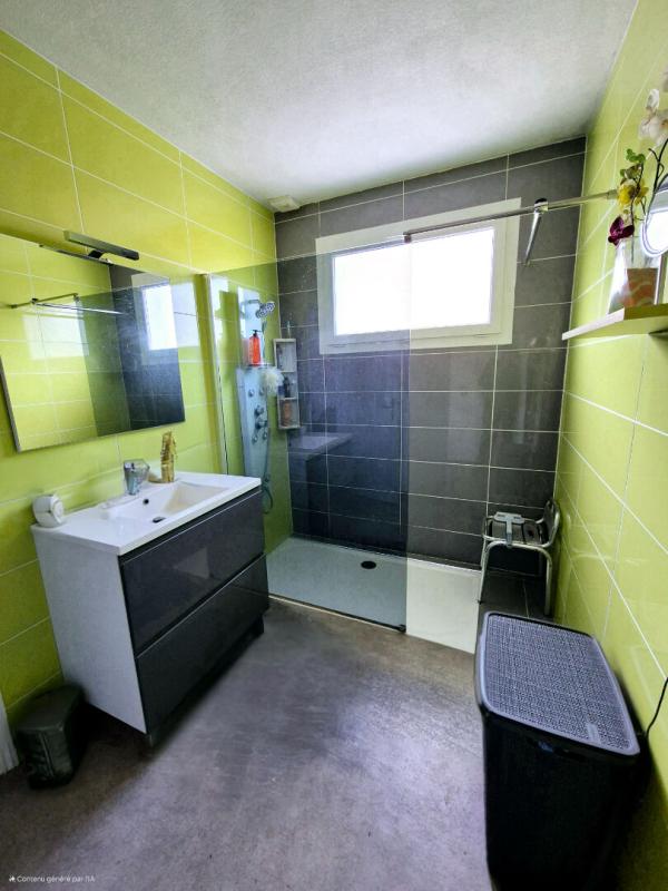 CLEGUER Belle Propriété dans le Morbihan - 6 pièces - 162 m2 - Terrain 17 500 m2 -5 min de Cléguer - 16 km de Lorient- 25 km des plages 18