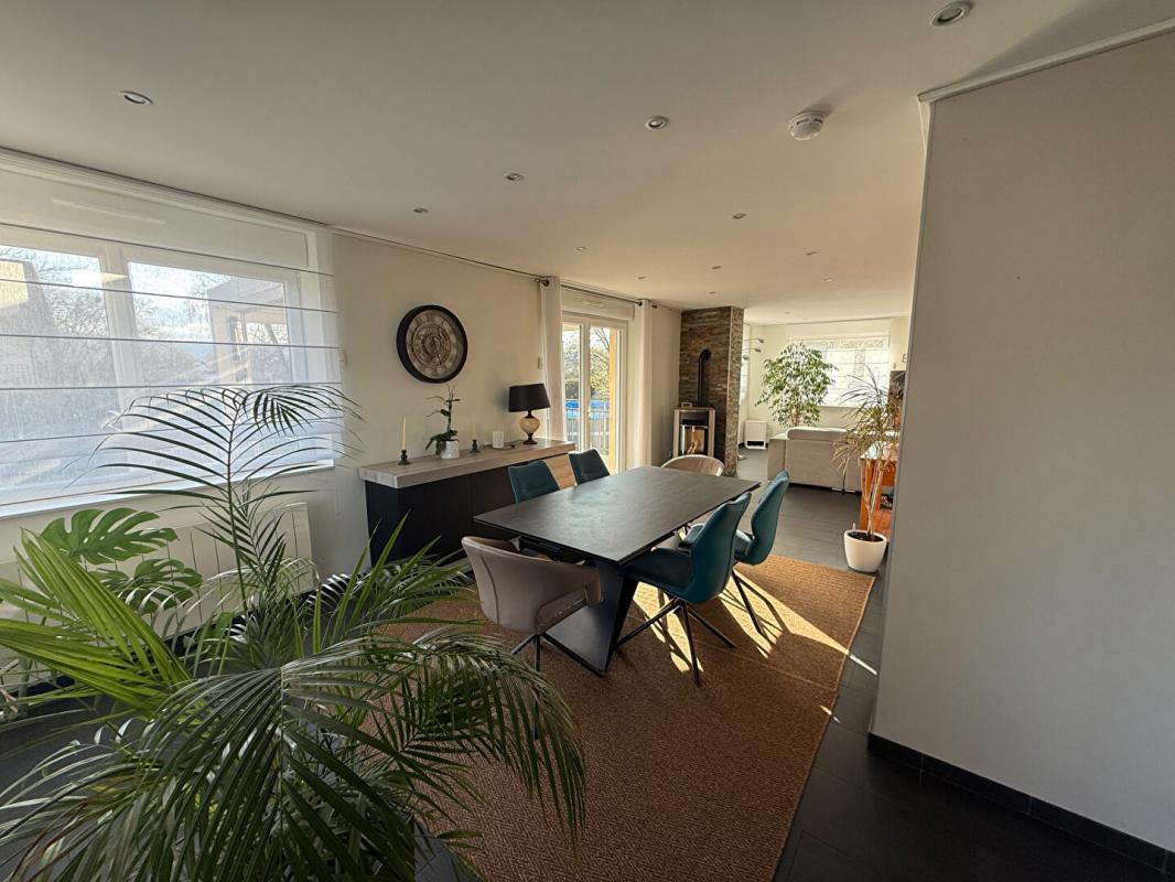 MANDEURE Maison Mandeure 6 pièce(s) 135 m2 2