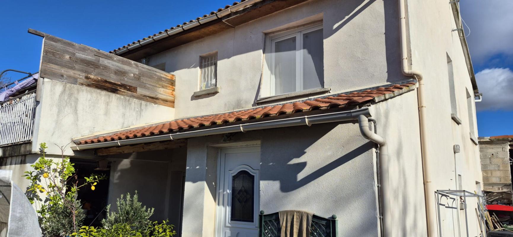 PAULHAN PAULHAN - MONO-PROPRIÉTÉ DIVISÉE EN 3 LOGEMENTS  EDIFIER SUR UN TERRAIN DE 910M² 3