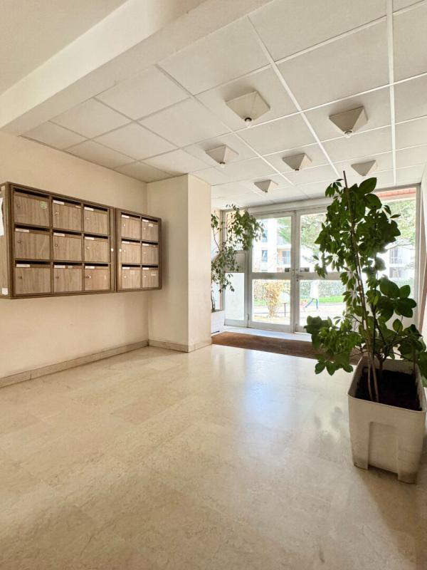 VILLEFRANCHE-SUR-SAONE Appartement Villefranche Sur Saône 6 pièces120 m2 6