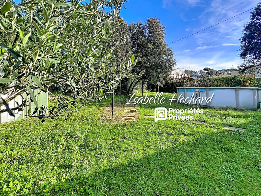 SAINT-MAXIMIN-LA-SAINTE-BAUME Maison Saint Maximin La Sainte Baume 5 pièce(s) 123 m² 18