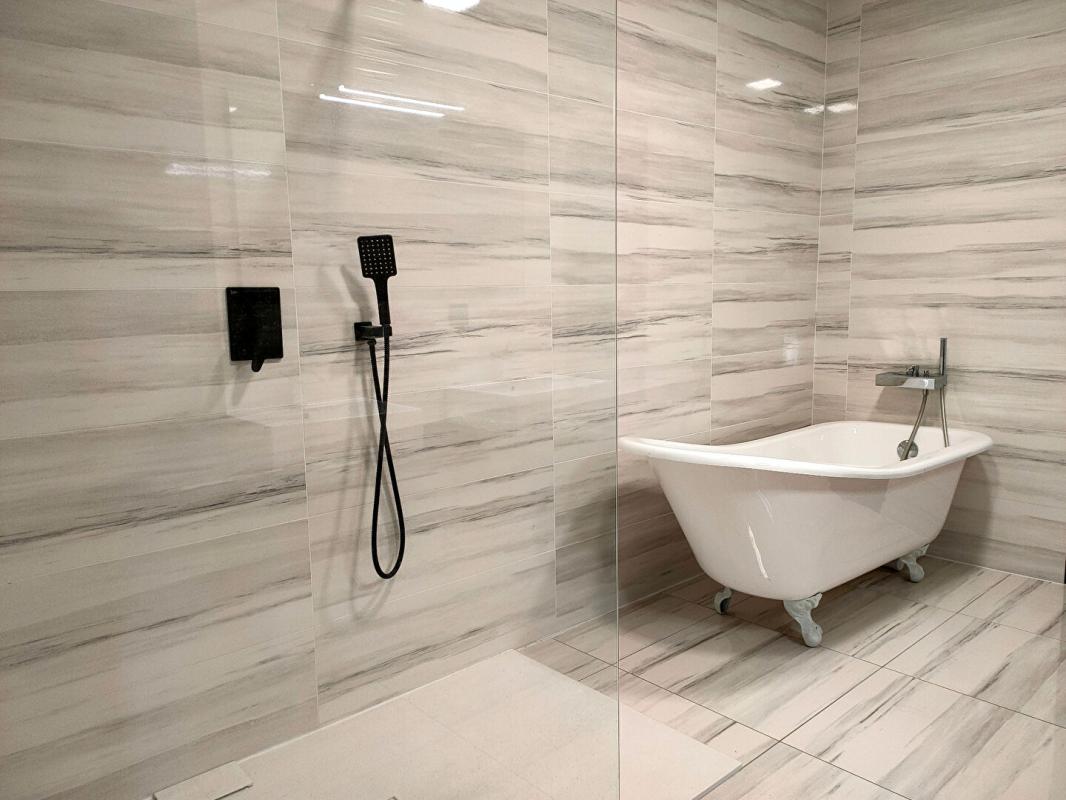 SAINTE-EULALIE MAISON 224 m² - 7 PIECES - GARAGE ET DEPENDANCES - TERRAIN 3232 m² 15