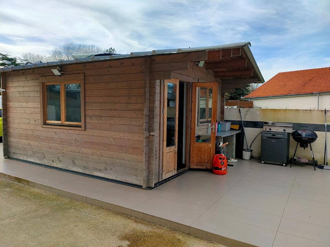 SAINTE-EULALIE MAISON 224 m² - 7 PIECES - GARAGE ET DEPENDANCES - TERRAIN 3232 m² 17