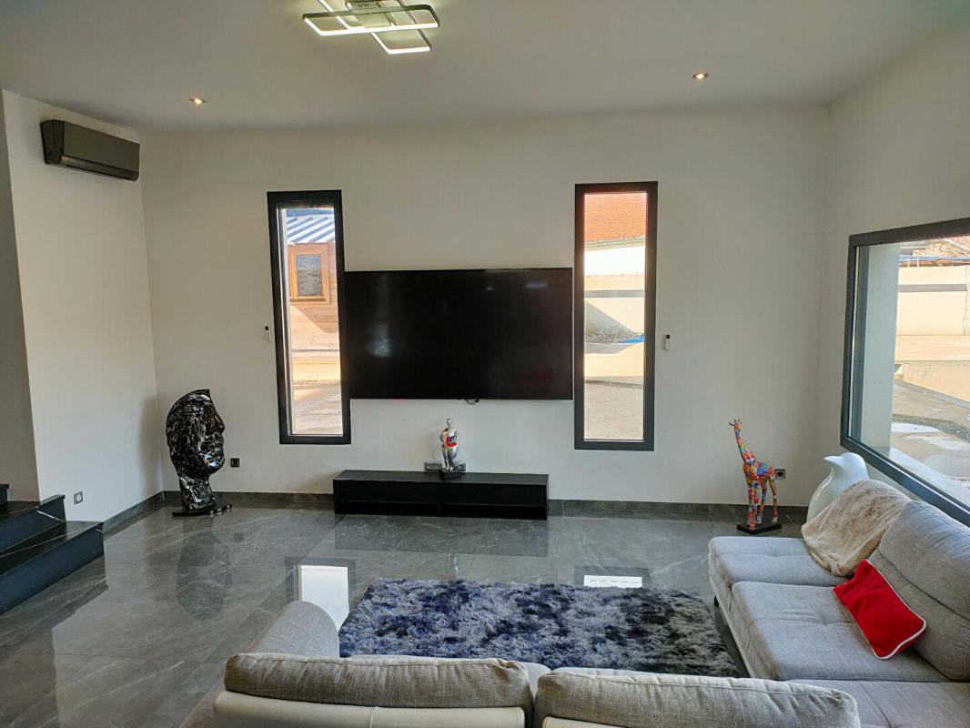 SAINTE-EULALIE MAISON 224 m² - 7 PIECES - GARAGE ET DEPENDANCES - TERRAIN 3232 m² 5