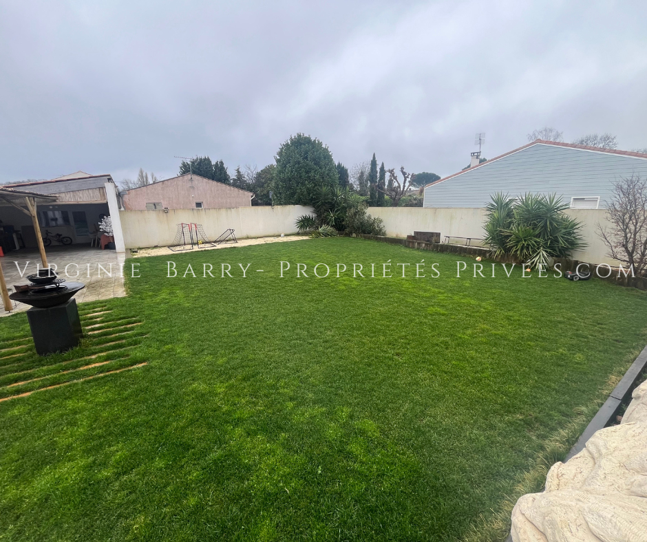 ROCHEFORT BELLE MAISON T4 DE PLAIN PIED NON MITOYENNE AVEC PISCINE 14