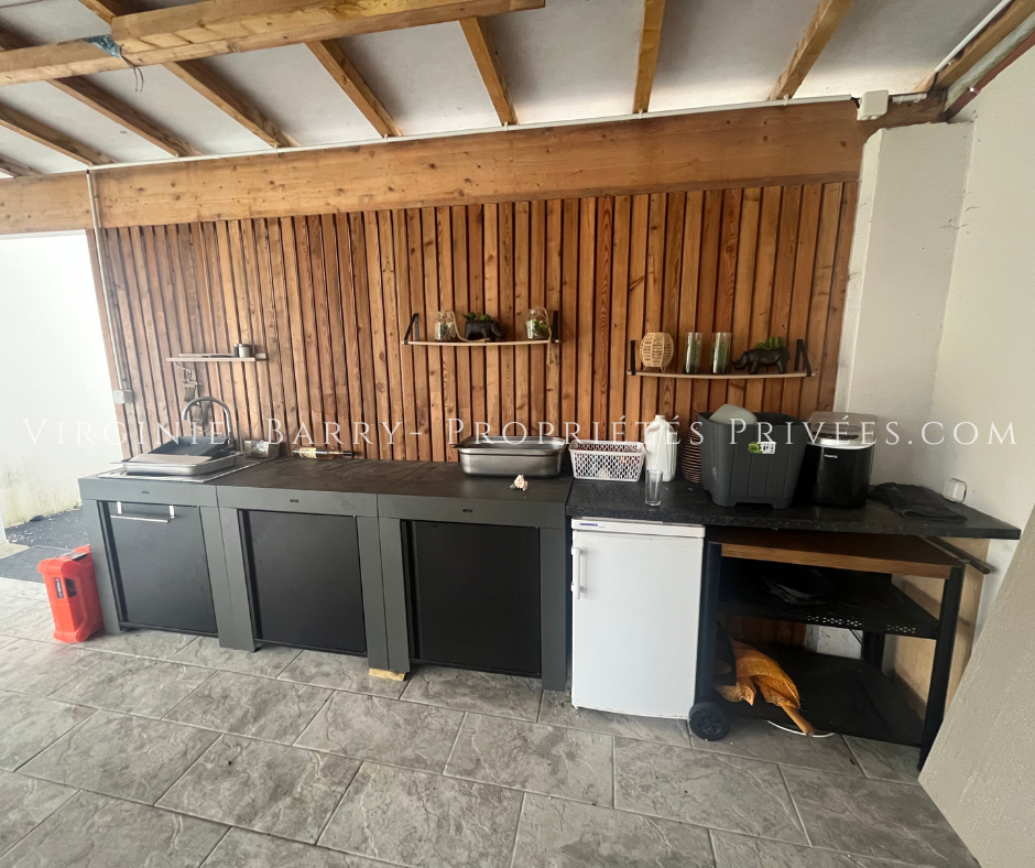 ROCHEFORT BELLE MAISON T4 DE PLAIN PIED NON MITOYENNE AVEC PISCINE 16