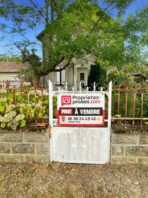 CHEZAL-BENOIT Charmante maison de village à Chezal-Benoît de 99 m2 3 chambres, dépendances et terrain 2