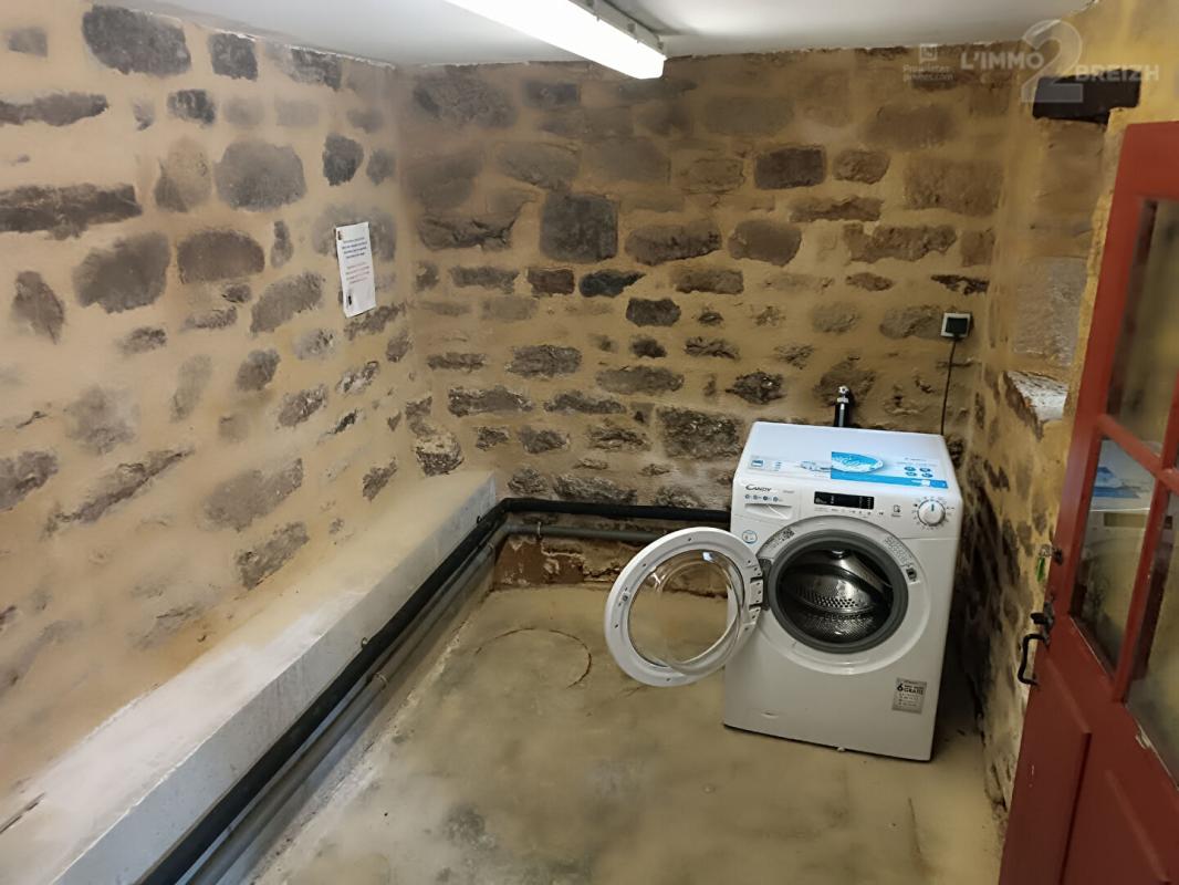 GUEMENE-SUR-SCORFF Maison à colombages du XVIe siècle   100 m2 7