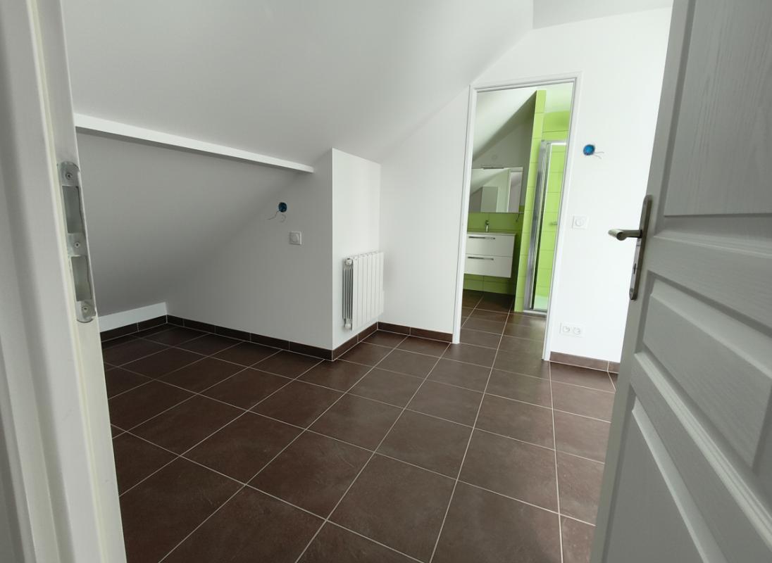 SCIONZIER Maison  mitoyenne en triplex 3 pièce(s) 79.68 m2 12