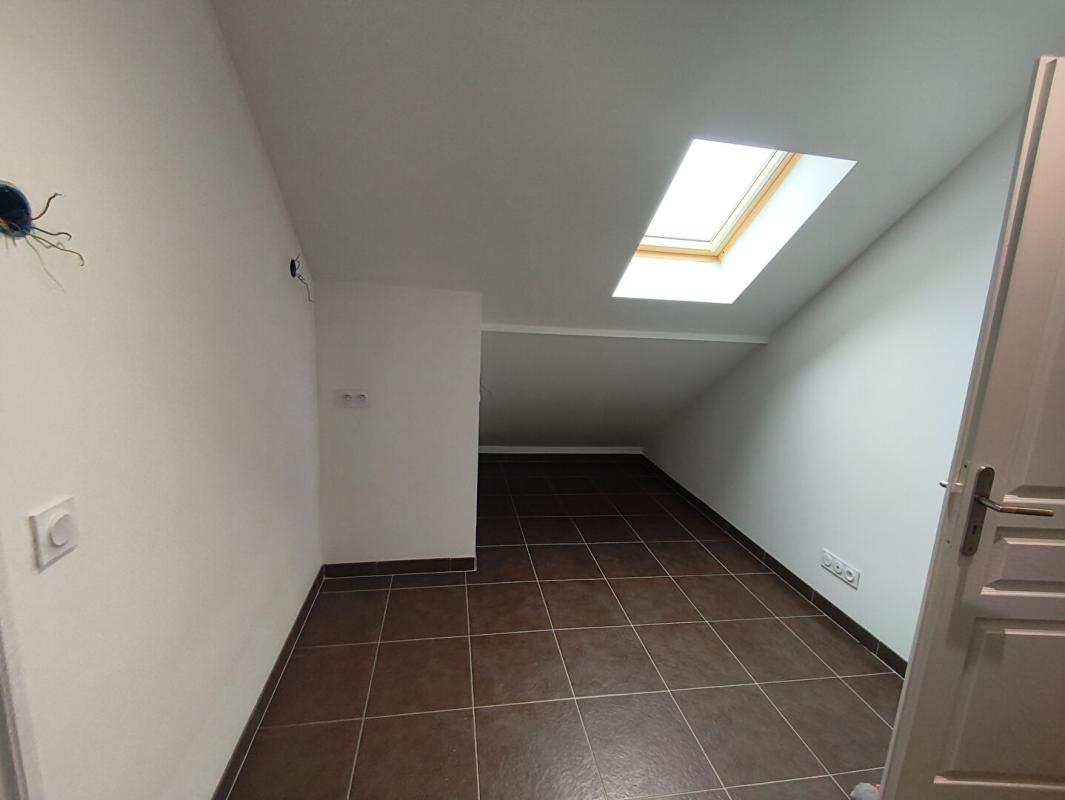 SCIONZIER Maison triplex 3 pièce(s) 79.68 m2 4