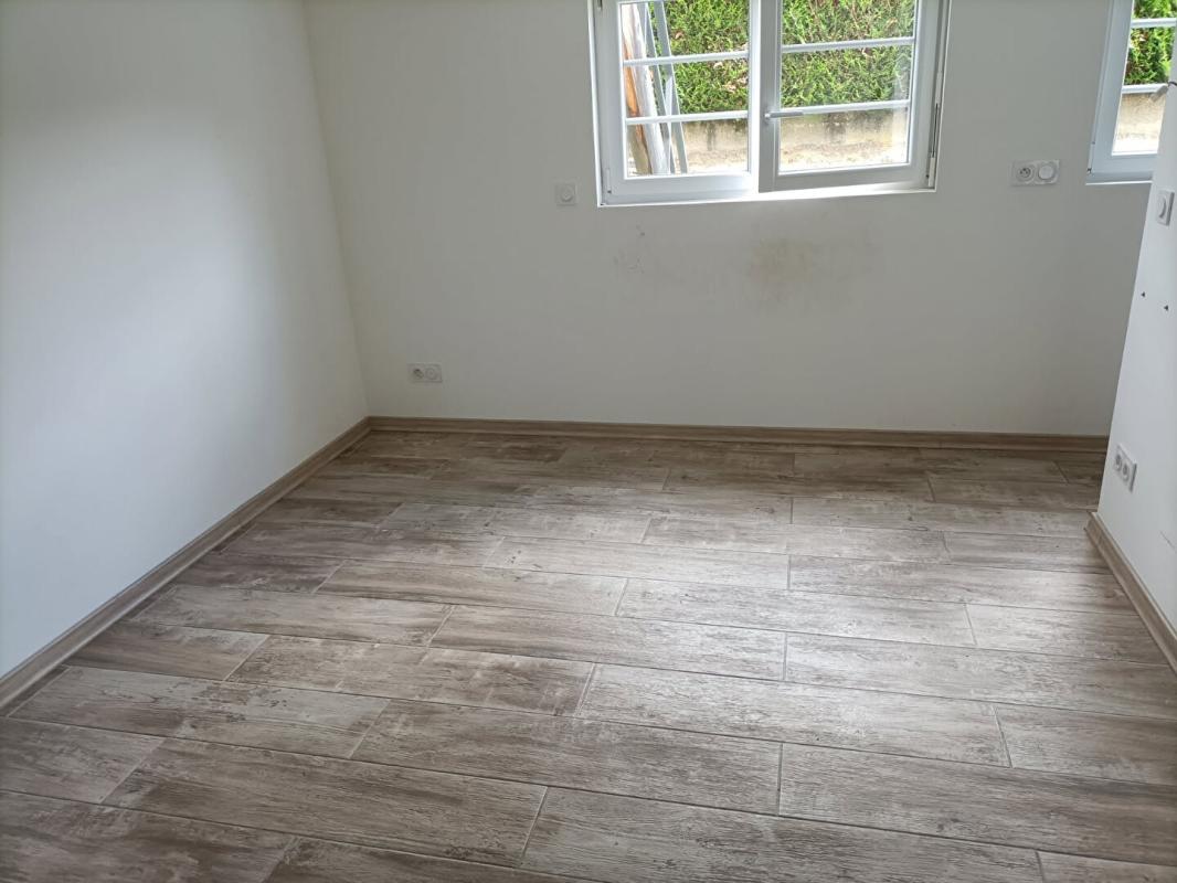 SCIONZIER Maison triplex 3 pièce(s) 79.68 m2 6