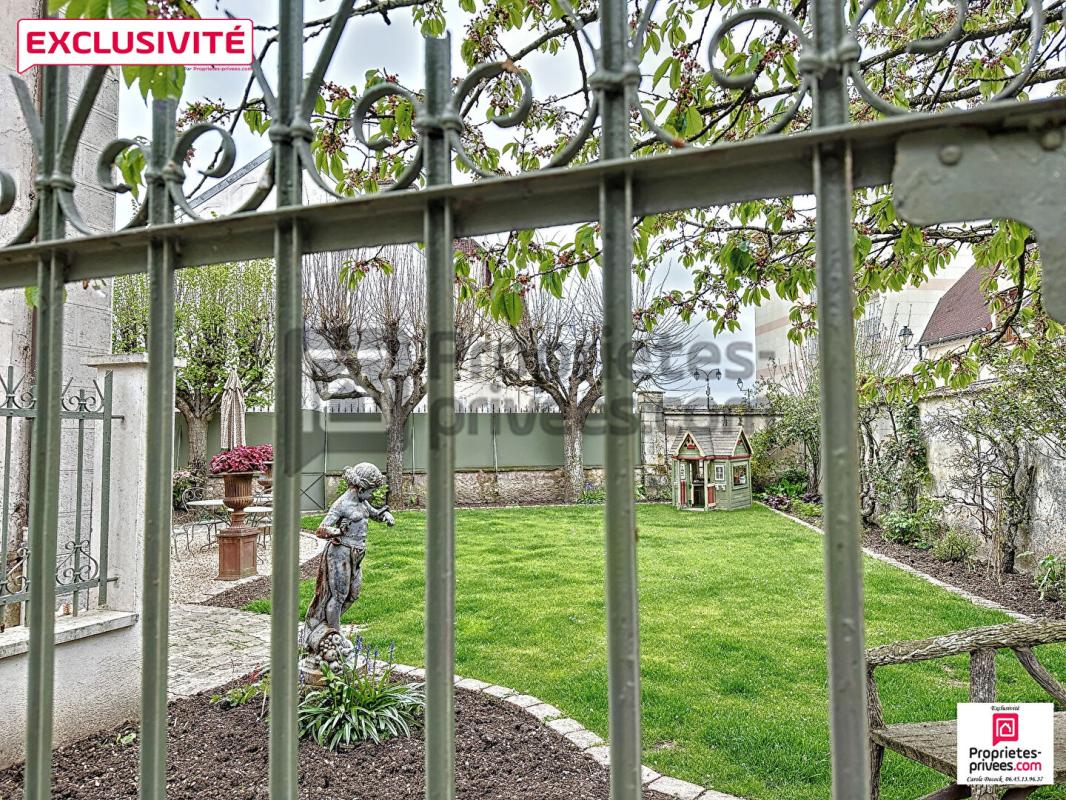 BRIE-COMTE-ROBERT MAISON CENTRE VILLE AVEC GARAGE ET JARDIN 18