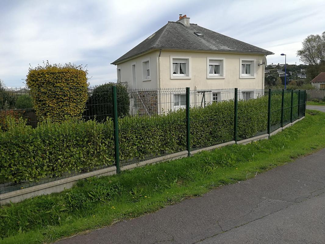 PLOUGASNOU Maison Plougasnou 6 pièce(s) 125 m2 2