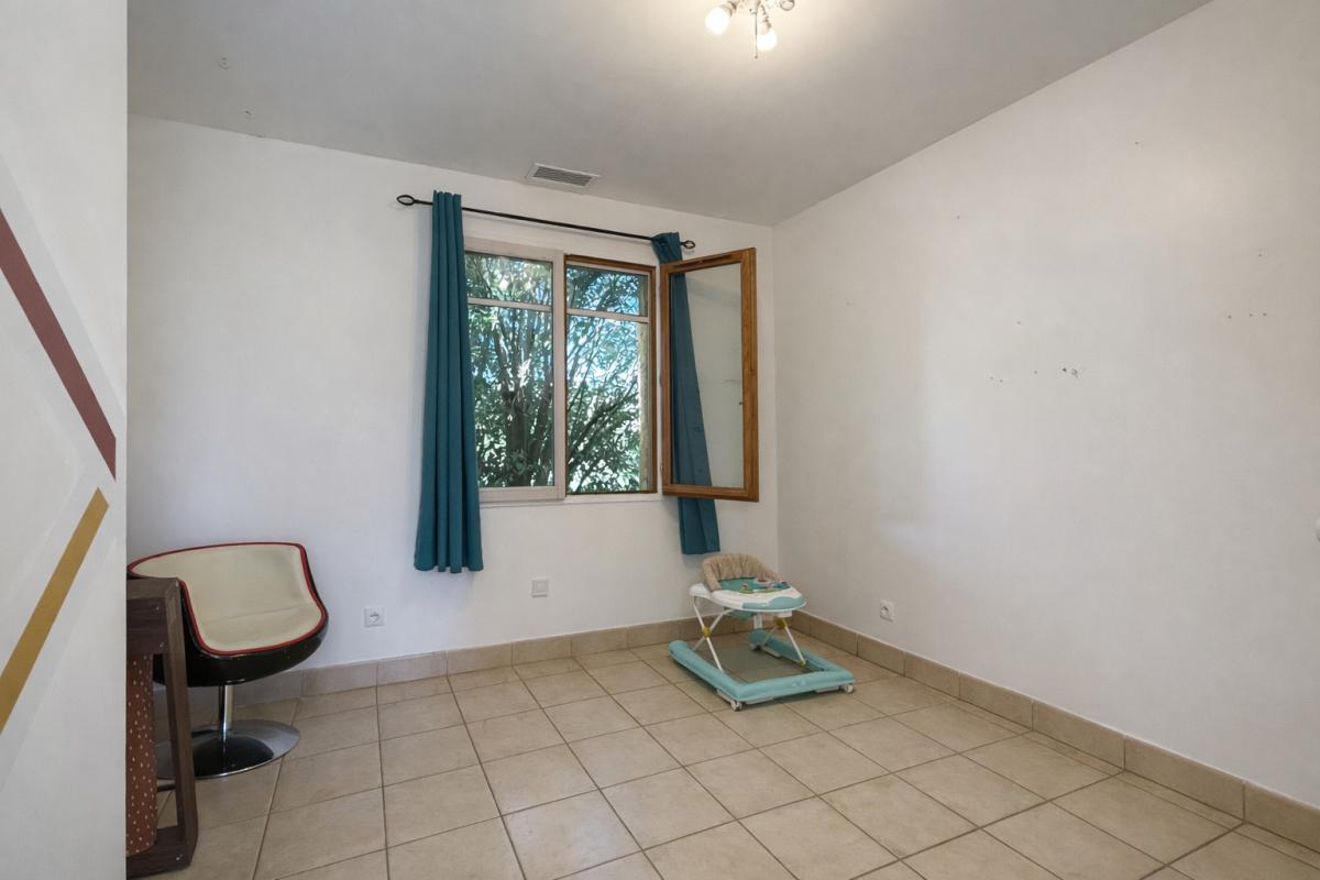 SAINT-NAUPHARY À vendre maison 110 m2 - 4 Chambres - Piscine - St Nauphary 82370 12
