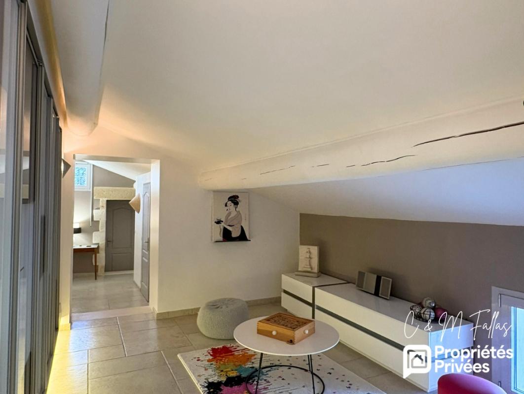 VISAN Mas d'exception 300 m² en Provence -Élégance, confort et sérénité 11