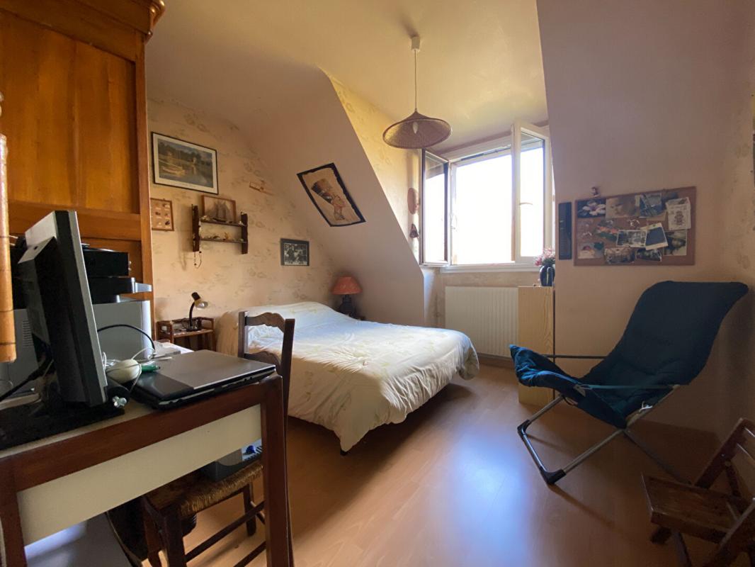 NANTES Exclusivité sur Gachet Nantes Maison familiale au fort potentiel dans un cadre verdoyant 10