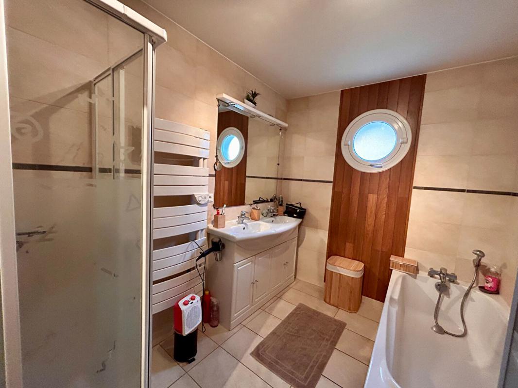 BOULAZAC A vendre, superbe plain-pied  type 4 avec piscine, dans un secteur résidentiel de BOULAZAC 24750 11