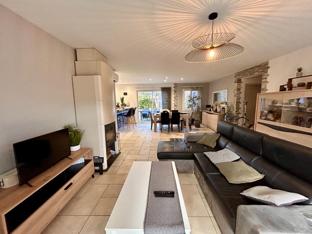 BOULAZAC A vendre, superbe plain-pied  type 4 avec piscine, dans un secteur résidentiel de BOULAZAC 24750 3