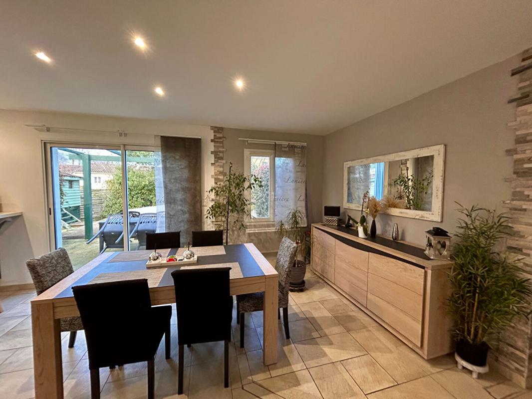 BOULAZAC A vendre, superbe plain-pied  type 4 avec piscine, dans un secteur résidentiel de BOULAZAC 24750 5