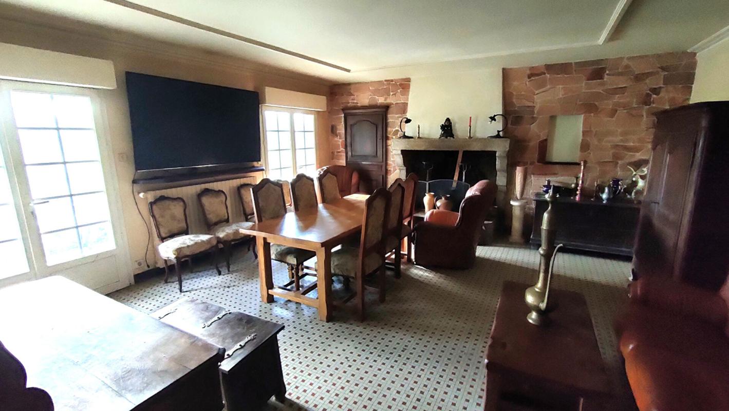 CHAMBRETAUD Maison de village 6 pièces 147 m2 4