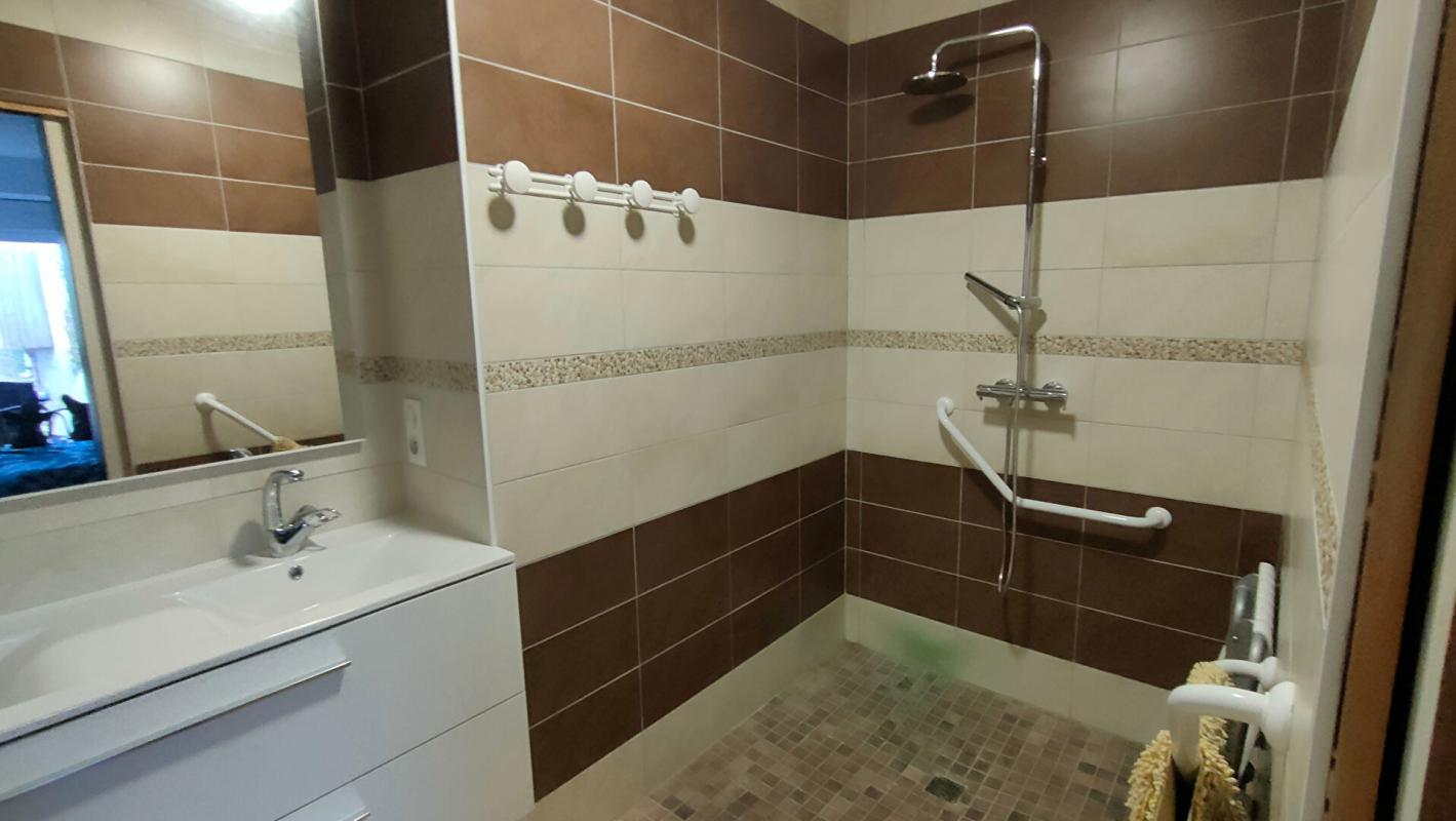 CHAMBRETAUD Maison de village 6 pièces 147 m2 9