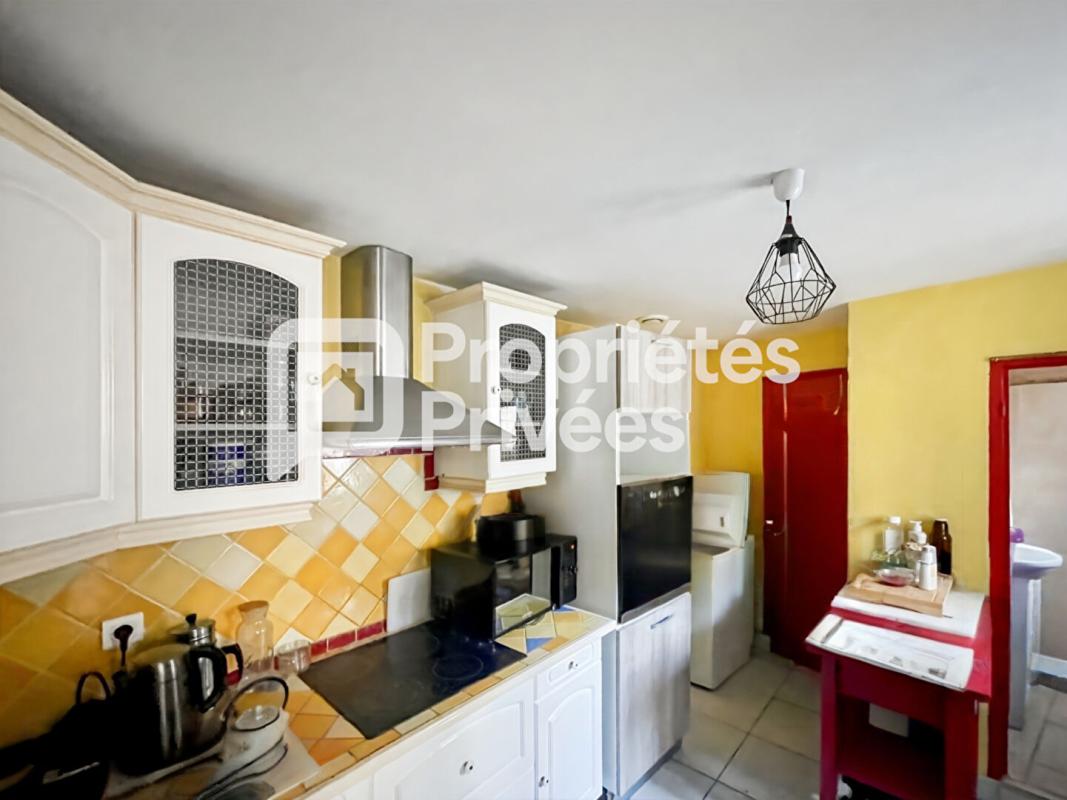 LAURE-MINERVOIS Maison de village 2 chambres avec cour et terrasse 5