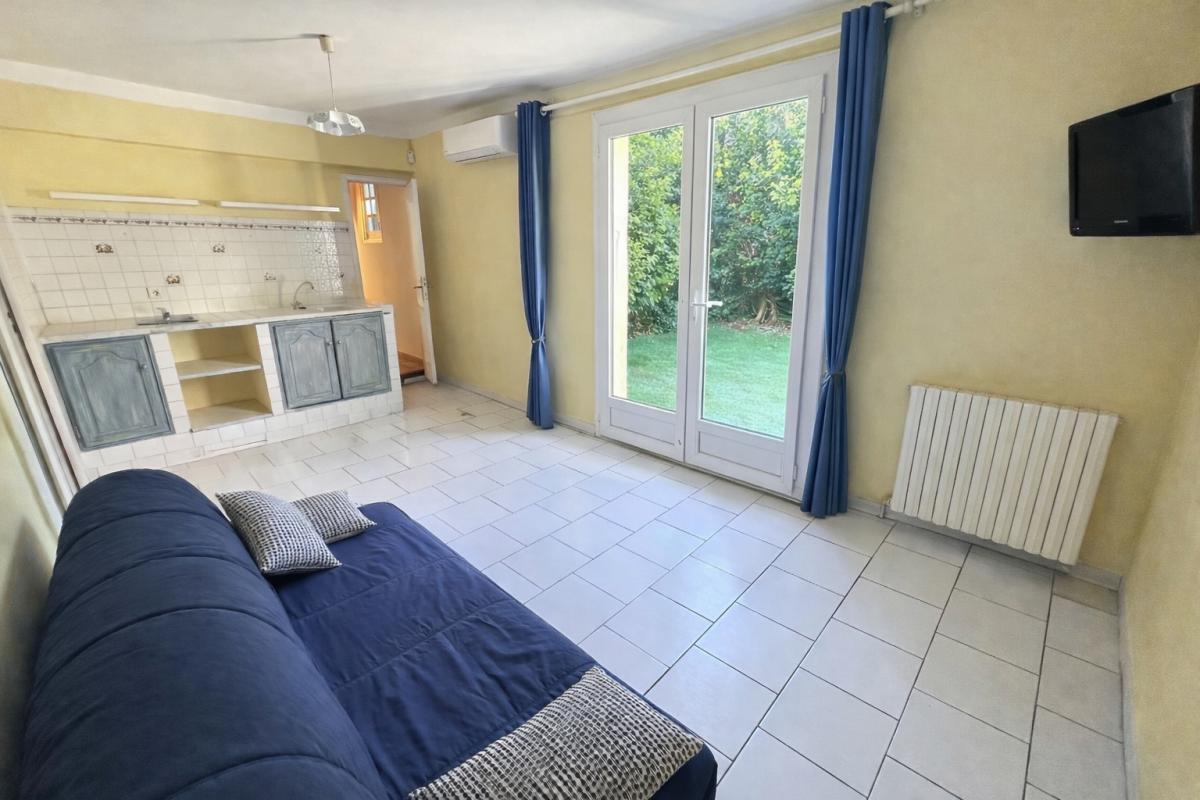 SAINT-VICTORET St Victoret - Propriété de 429 m² avec dépendances, piscine, pool house 15