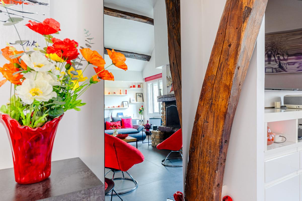 SERAINCOURT Ancienne dépendance de château entièrement rénovée - Élégance et cadre privilégié, proche golf et centres urbains 2