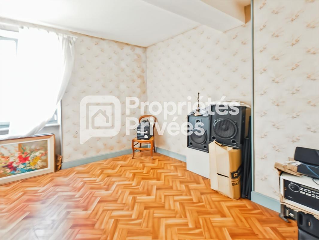 VILLENEUVE-MINERVOIS Maison de village en pierre avec cour à rénover, Villeneuve-Minervois 13