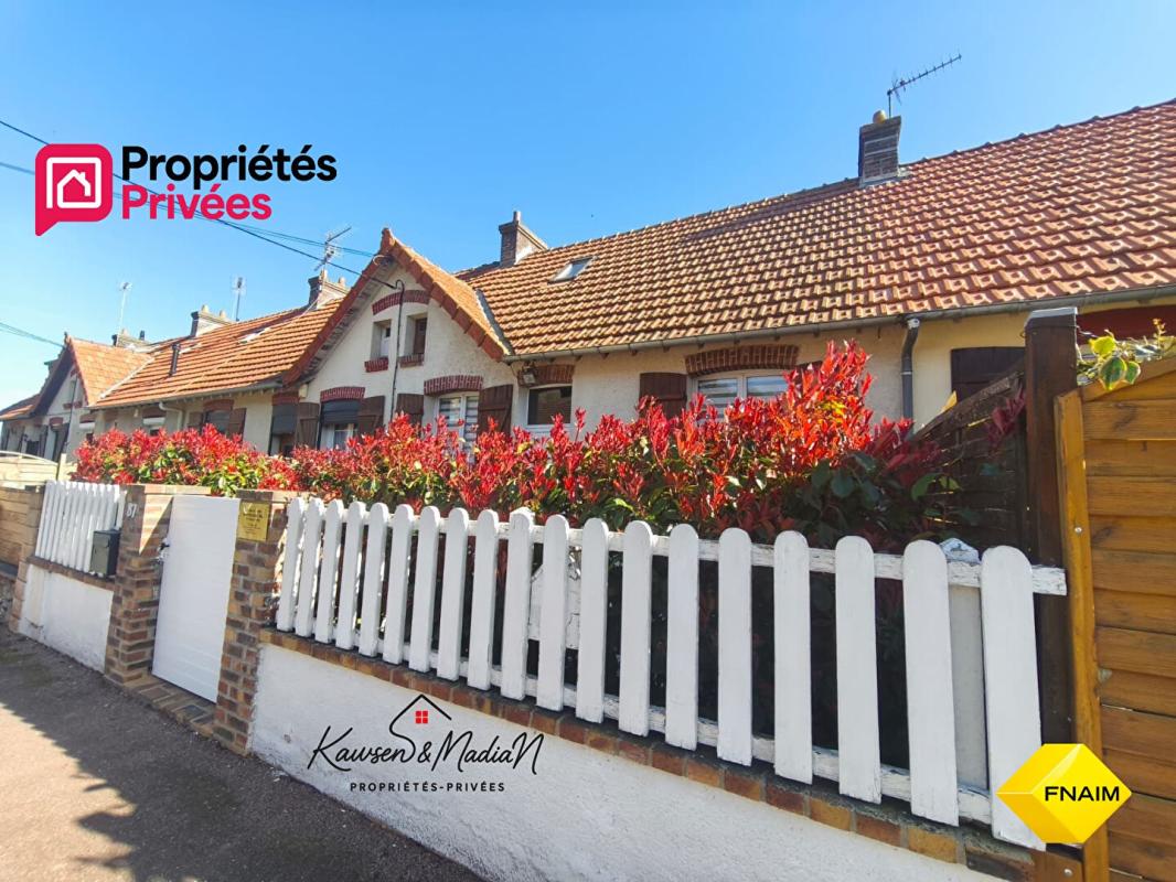 LA BONNEVILLE-SUR-ITON Maison 4 pièces 70 m2 / 80 m² au sol et dépendance 10 m² 1