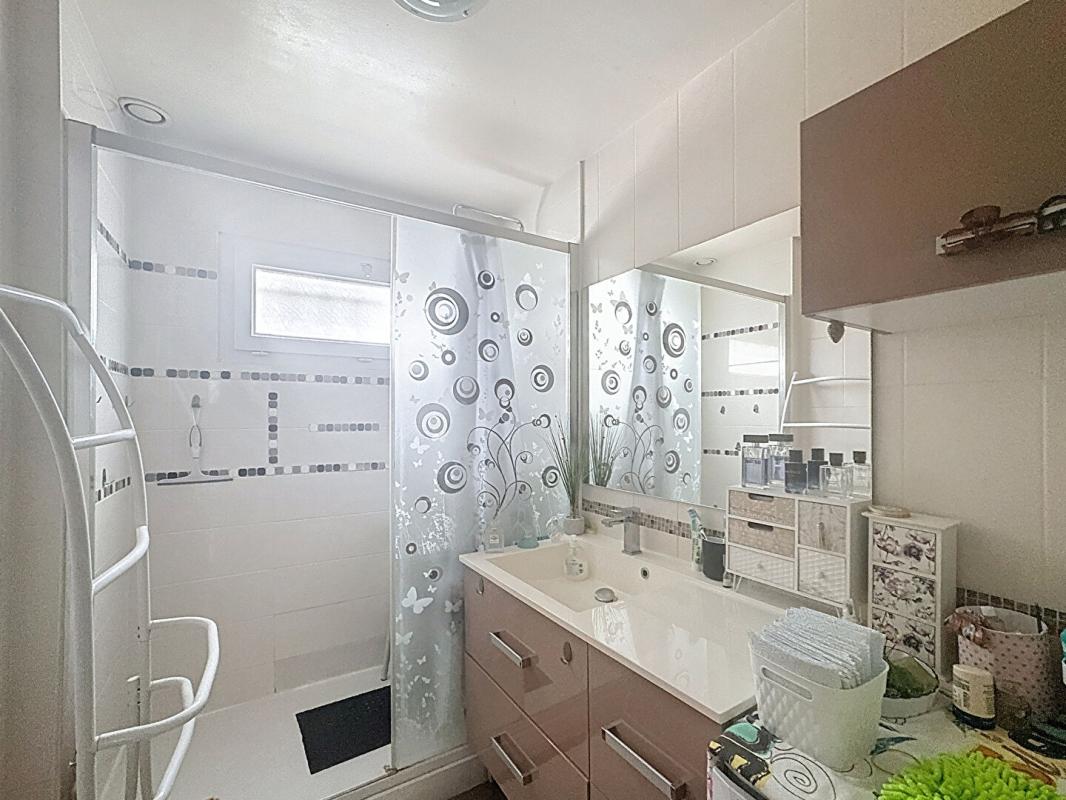 CHAMARANDE Coup de coeur garanti !  Maison familiale sans vis-à-vis sur grand terrain arboré ! 9