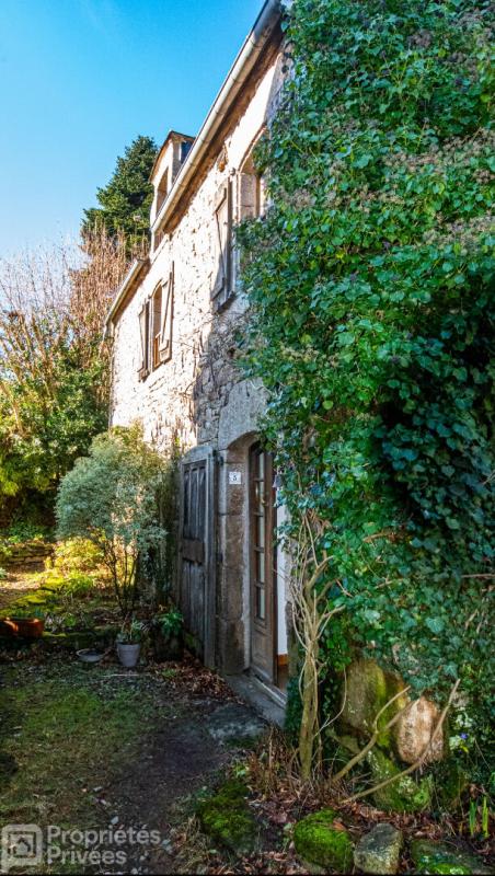 VILDE-GUINGALAN Maison de caractère plein bourg 2