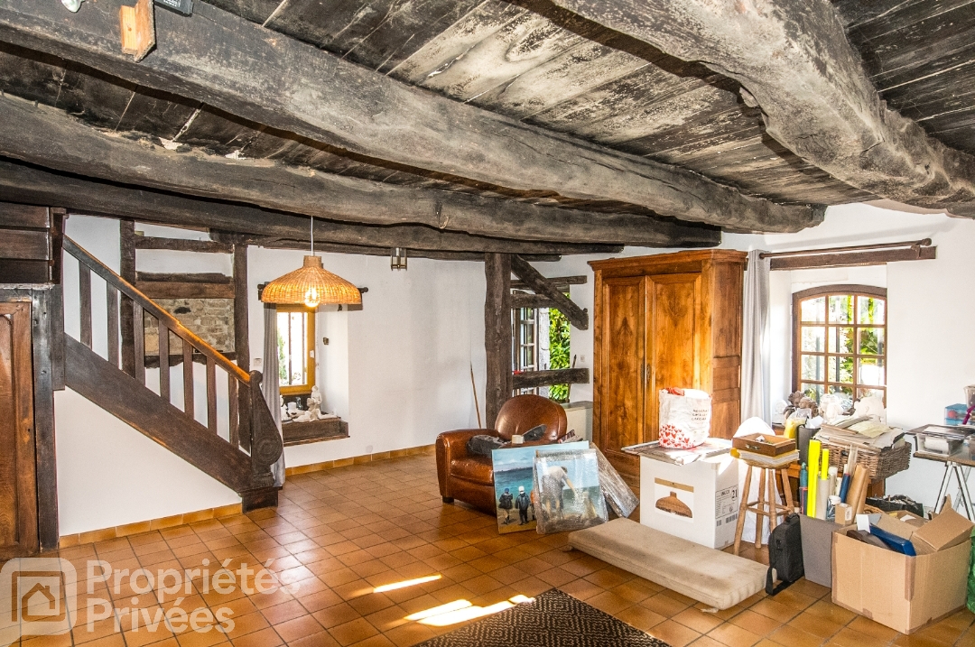 VILDE-GUINGALAN Maison de caractère plein bourg 7