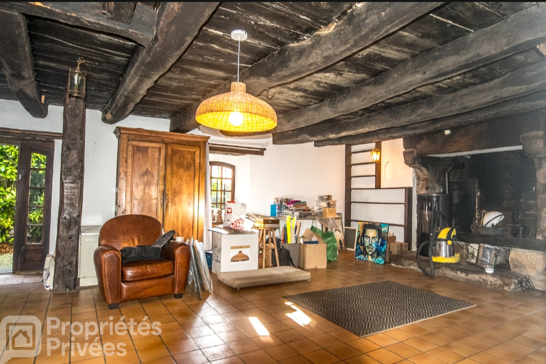 VILDE-GUINGALAN Maison de caractère plein bourg 8